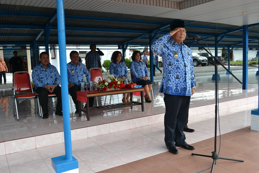 Pemkot Bitung Awali 2017 dengan Pelantikan Pejabat Baru